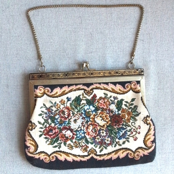 Vintage cross-stitch, carpet bag - Picture 1 of 9